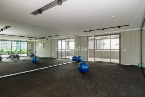 Image 33 - 1016505