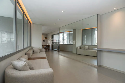 Image 36 - 1016505
