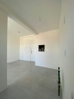Image 2 - 1016516
