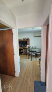 Image 4 - 1016517