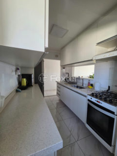 Image 7 - 1016518