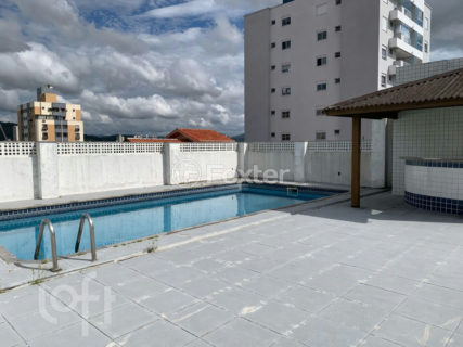 Image 37 - 1016525