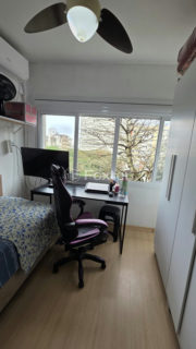 Image 7 - 1016581