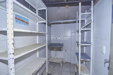 Image 42 - 1016619