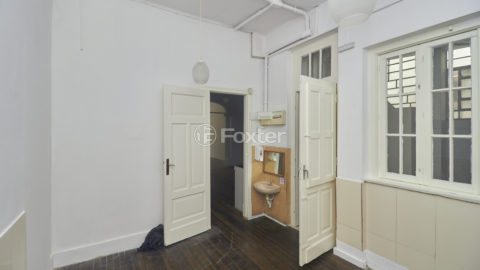 Image 35 - 1016619