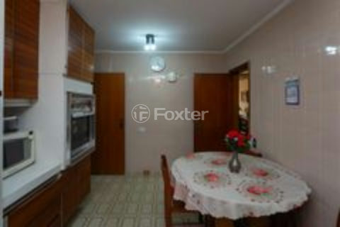 Image 10 - 1016624