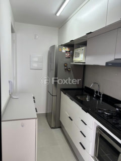 Image 21 - 1016673