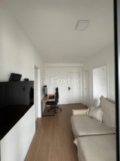 Image 1 - 1016673