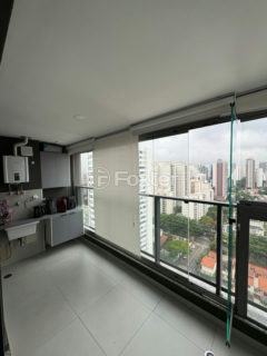 Image 11 - 1016673