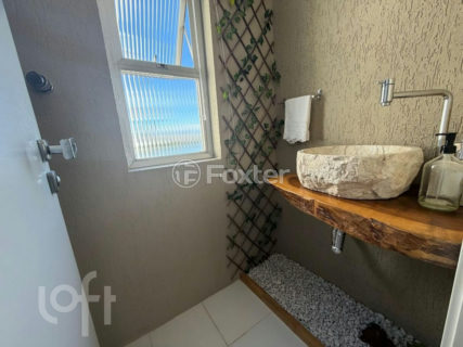 Image 3 - 1016683