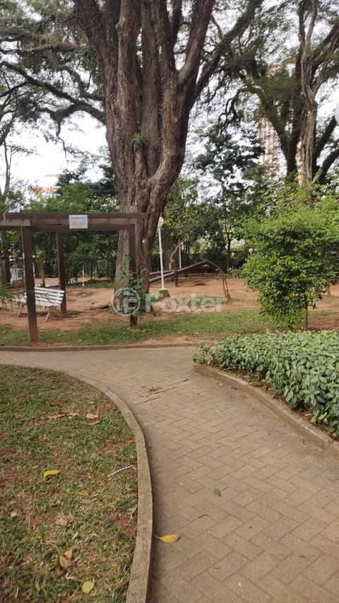 Image 56 - 1016812