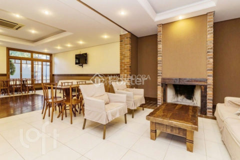 Image 4 - 1016813