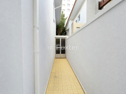 Image 19 - 1016824