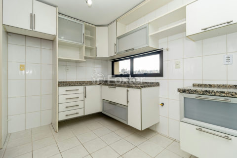 Image 22 - 1016828