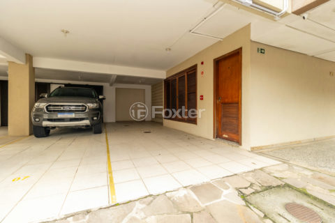 Image 27 - 1016828