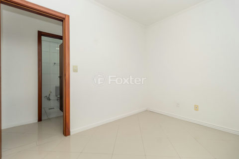 Image 11 - 1016828