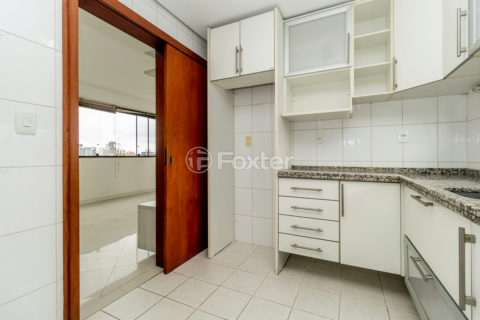 Image 21 - 1016828
