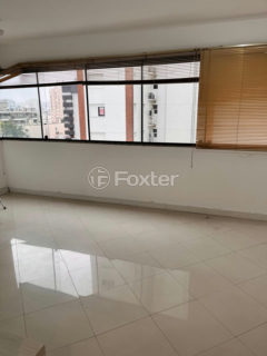 Image 4 - 1016828