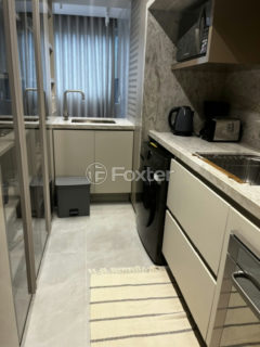 Image 6 - 1016843