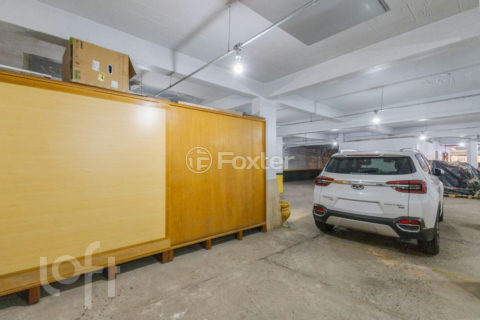 Image 39 - 1016853