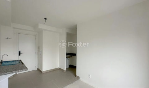 Image 4 - 1016899