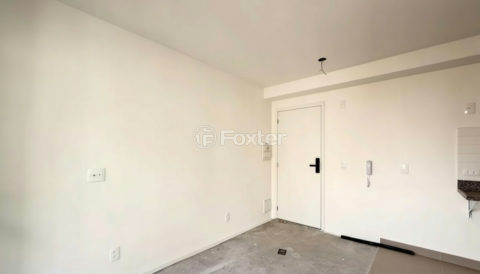 Image 3 - 1016903