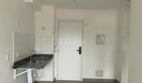 Image 6 - 1016910