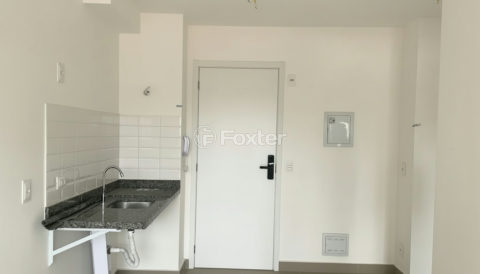 Image 7 - 1016910