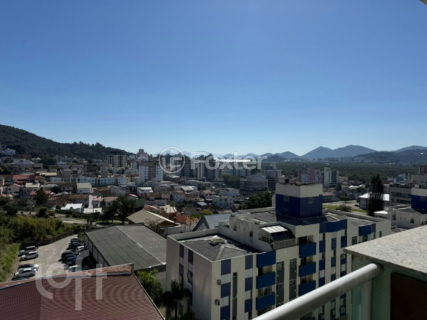 Image 4 - 1016923