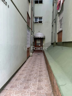 Image 20 - 1016933