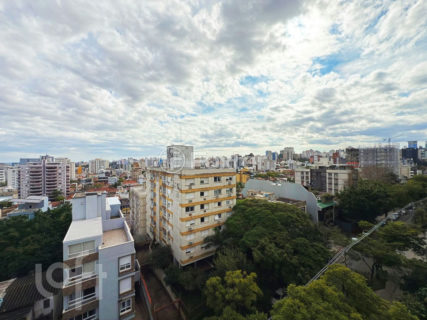 Image 39 - 1016937