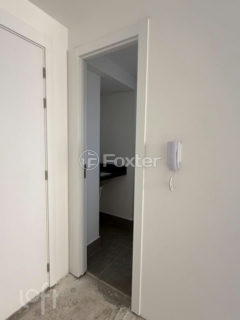 Image 7 - 1016943