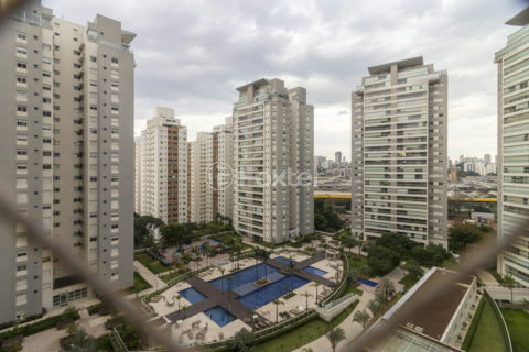 Image 14 - 1016944