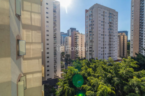 Image 4 - 1016959