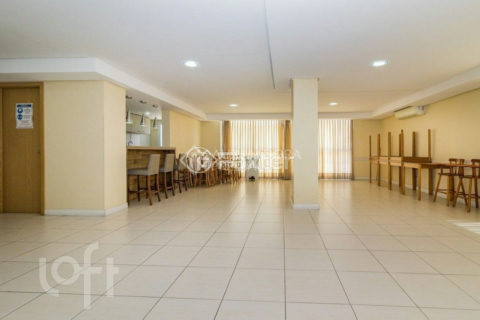 Image 39 - 1016961