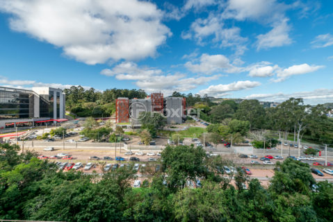 Image 9 - 1016982