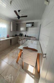 Image 3 - 1016983