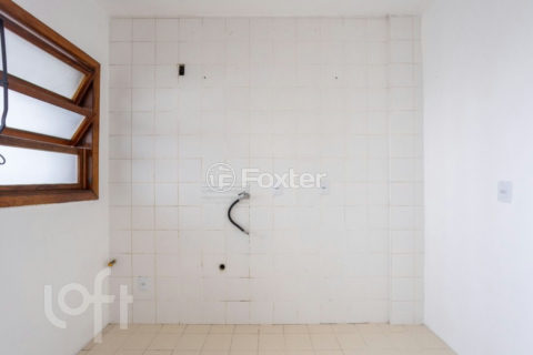 Image 2 - 1016989