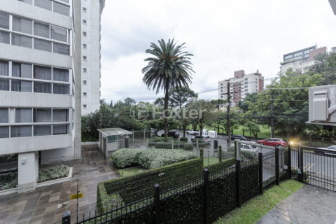 Image 3 - 1016995