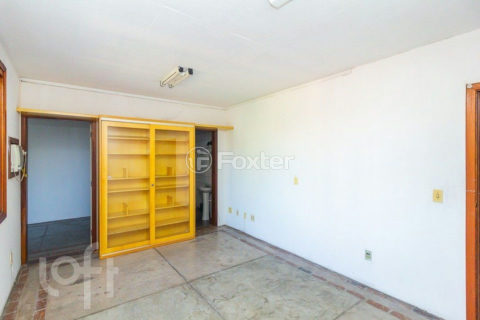 Image 22 - 1017001