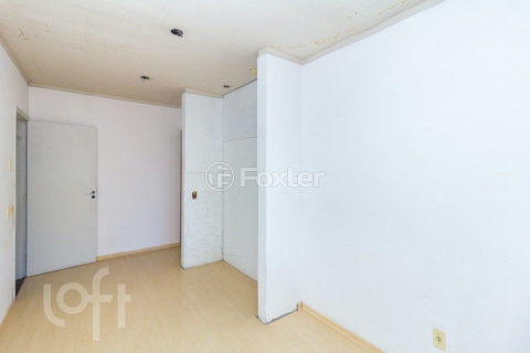 Image 18 - 1017001