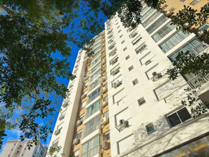 Image 38 - 1017056