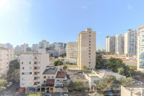 Image 16 - 1017074