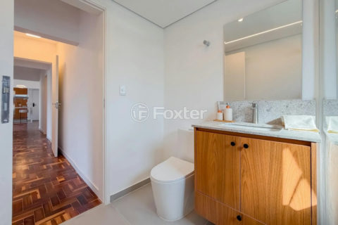 Image 35 - 1017074