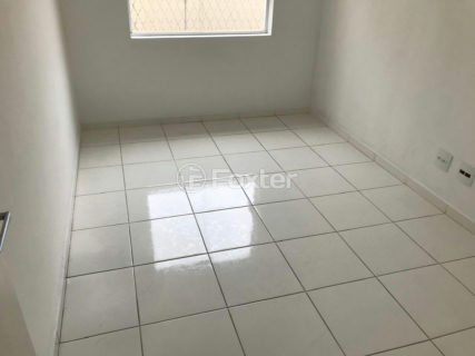 Image 2 - 1017105