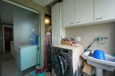 Image 13 - 1017106