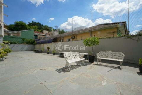 Image 33 - 1017106