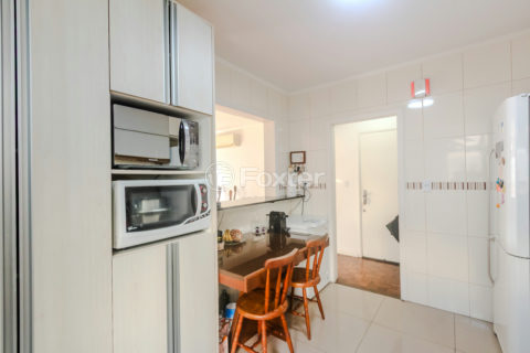 Image 32 - 1017135