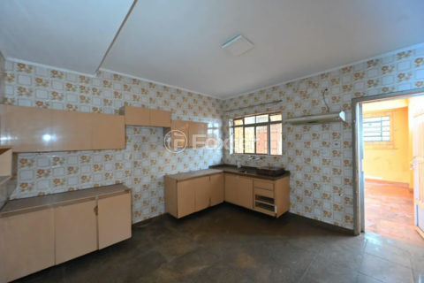 Image 4 - 1017162