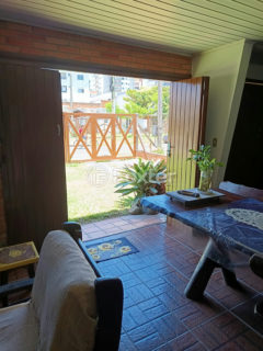 Image 3 - 1017178